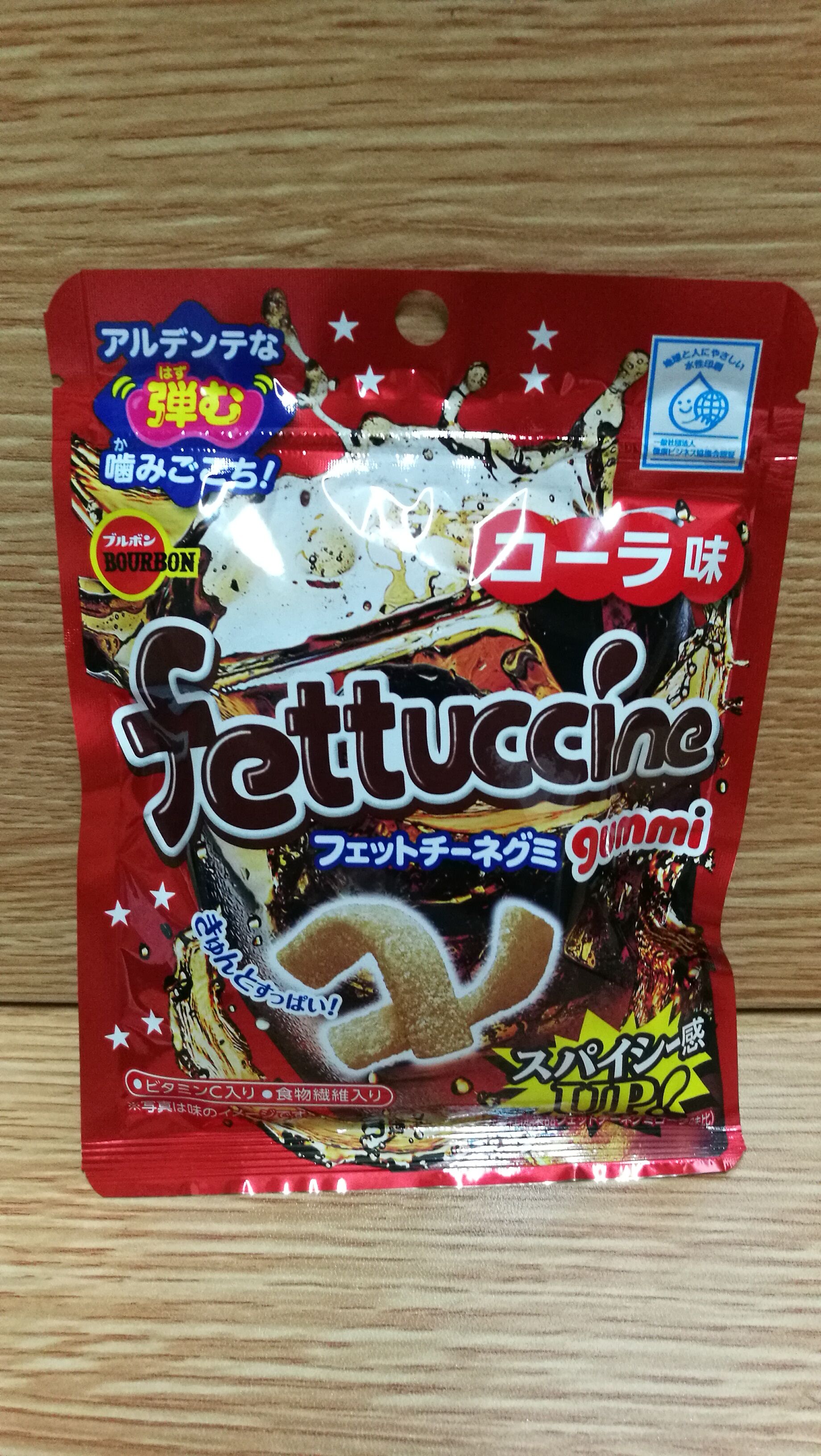 BOURBON fettuccine gummi可樂味橡皮軟糖50g